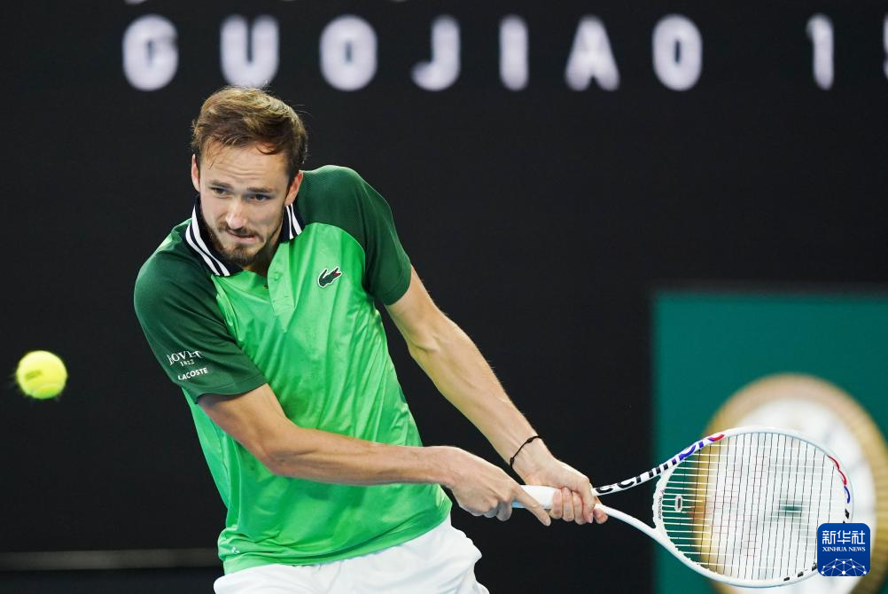 让他与队友 让他与队友